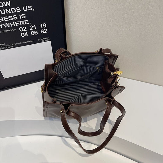 144.9SD -Brown Fashion: A Handbag That Interprets Fashion and Practicality